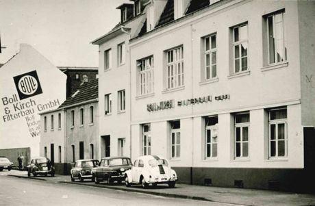 博尔和基尔希马希宁法布里克科隆Ehrenfeld WalterBell和JosefKirch
